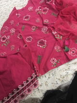 Maliha batool review photo