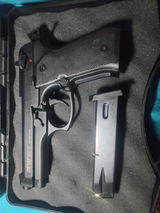 Clinton Shenton review photo