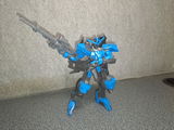 V K review photo