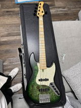 Joshua Saez review photo