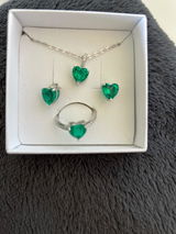 Karin L. review photo