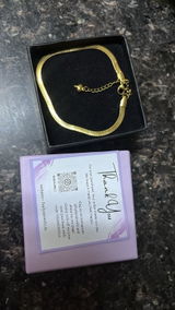 Farah N review photo