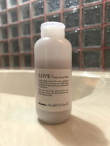 Kim K. review photo