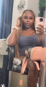 Domanique Lott review photo