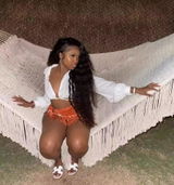 Nakiyah Jones review photo