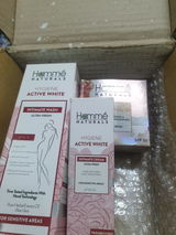 H.Q. review photo