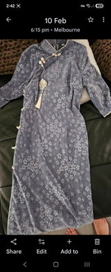 T review photo