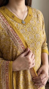 Shobha review photo