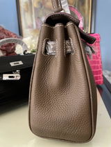 Giana Rodriguez review photo