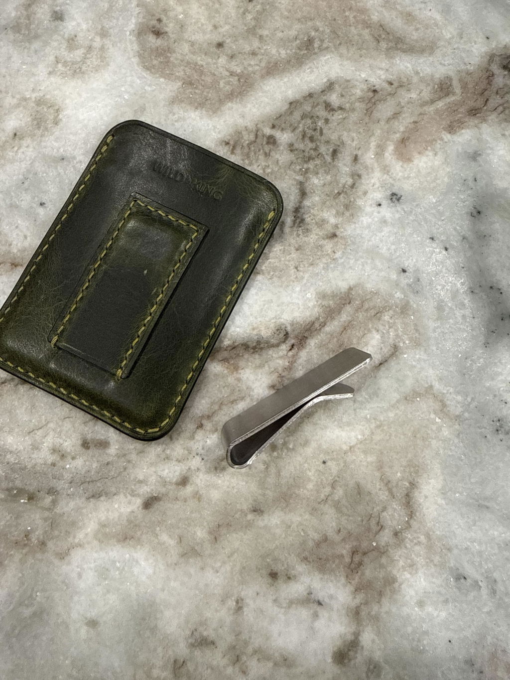 Olive Badalassi Carlo Waxed Leather Money Card Clip
