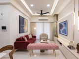 Naisha advani review photo