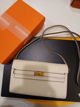 Lea review photo