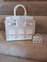 Linda review photo