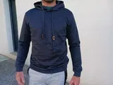 D H review photo