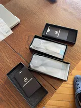 Oscar V. review photo