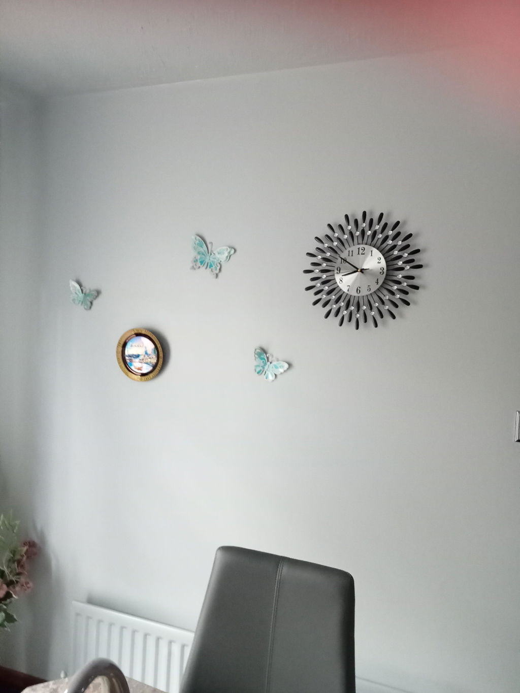 3D Silent European Drop Shape Metal Wall Clock with Crystal