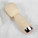 Inaya L. review photo