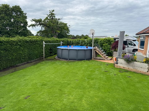 INTEX Ultra XTR 16x48 Above Ground Round Swimming Pool