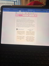 M. review photo