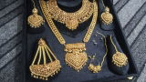 Manahil Younas review photo