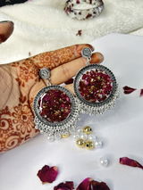 Nikita Prajapati review photo