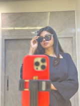 pooja maheshwari review photo