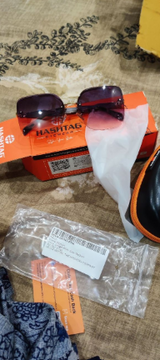 Priyanshi Dey review photo