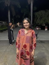 Sneha Kapoor review photo