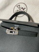 lily review photo