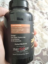 Zeeshan review photo