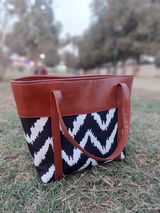 Aisha Noman review photo