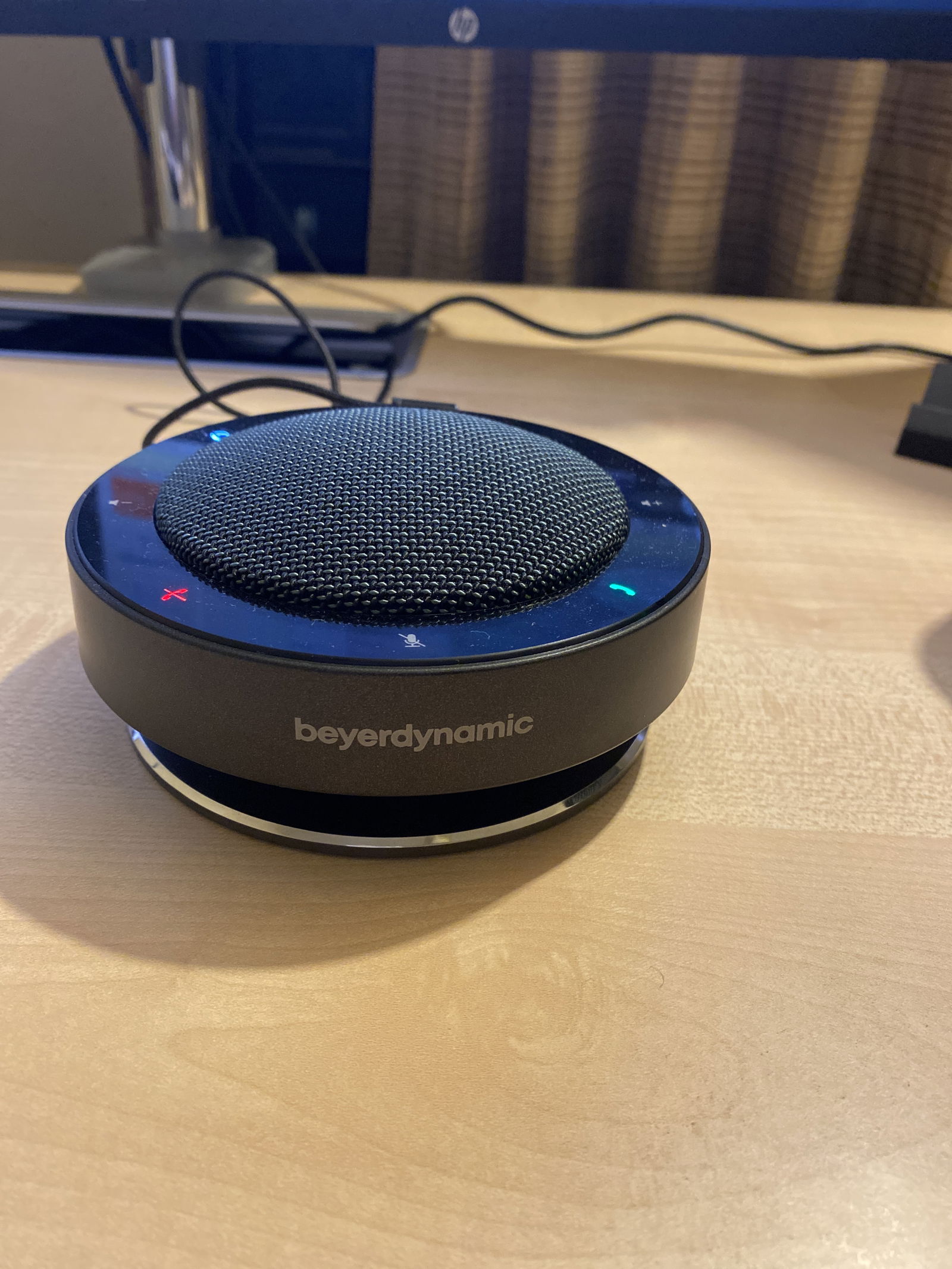 Beyerdynamic Phonum Wireless Bluetooth Speaker Online