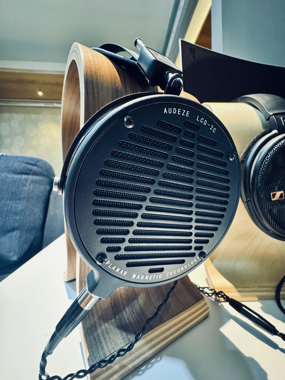Audeze LCD2 Classic Headphones (Needs Amplifier)