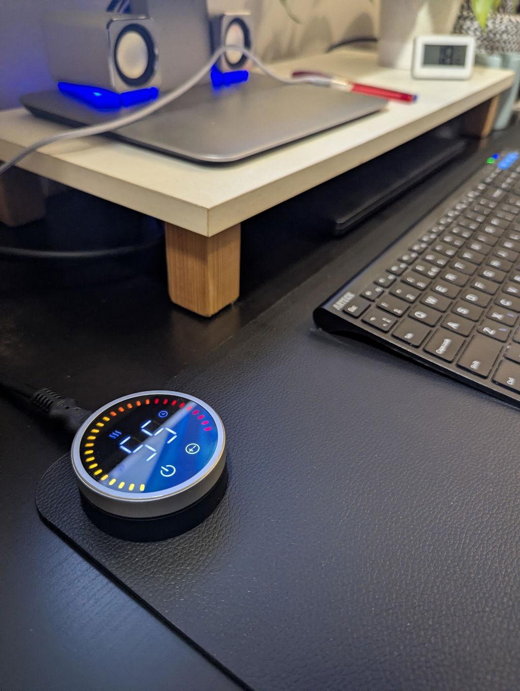 The Hand Warmer - Heated Desk Mat (Classic)