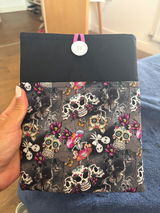 Black Skull Book Sleeve (FR)