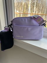 LF review photo