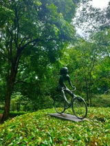 Huey Fern Leong review photo