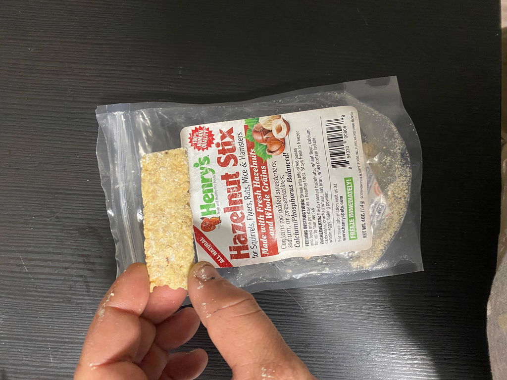 Henry's Hazelnut Stix - Treats for Squirrels, Flyers, Rats and Mice