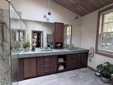 Lisa Maria-Booth review photo