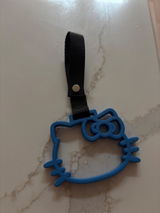 T. review photo