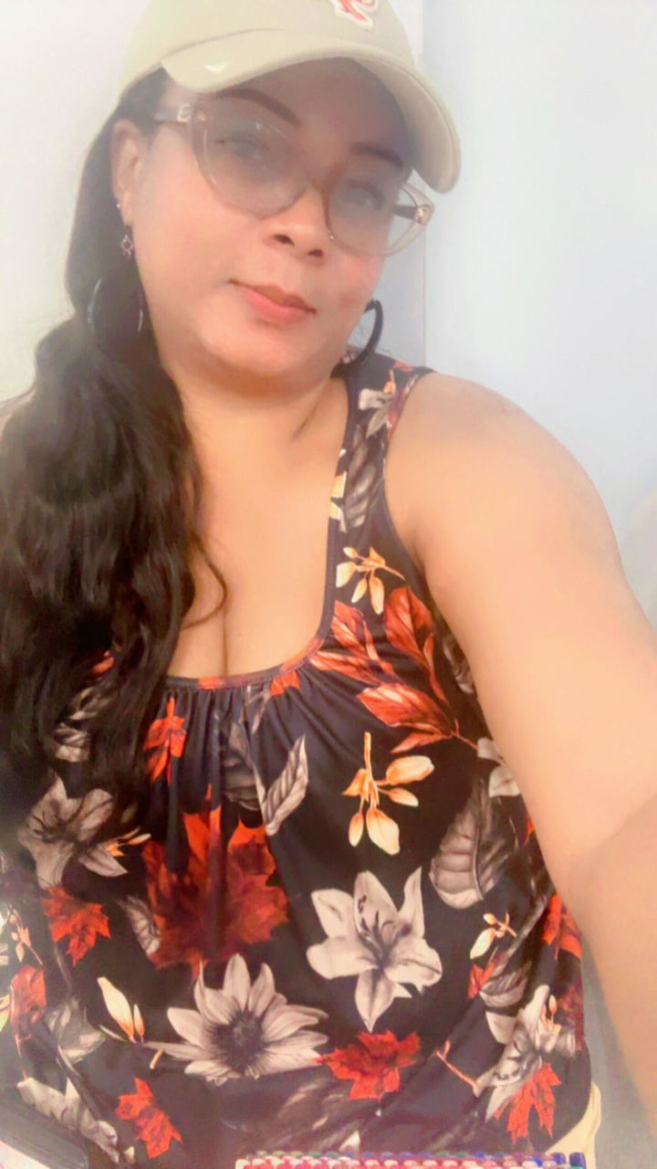 Customer photo attached to a verified purchase review of Burmese Raw Loose Deep Wave Hair 3 Bundle Deal