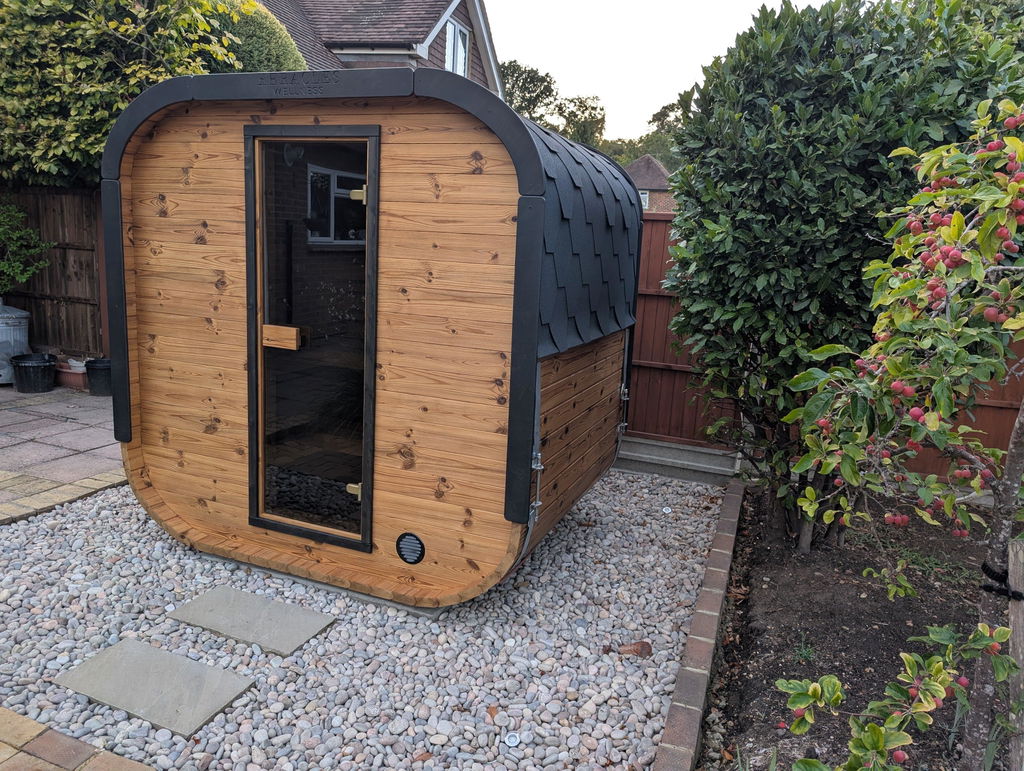 Camilla 3–4 Person Traditional Outdoor Sauna Complete Kit
