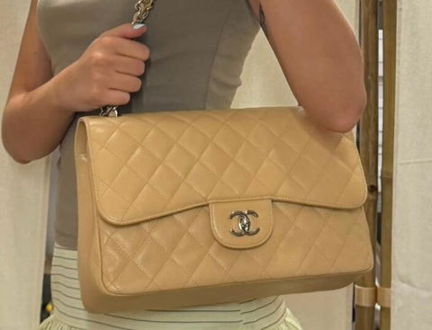 Chanel Jumbo Classic Caviar Double Flap Beige serie 16