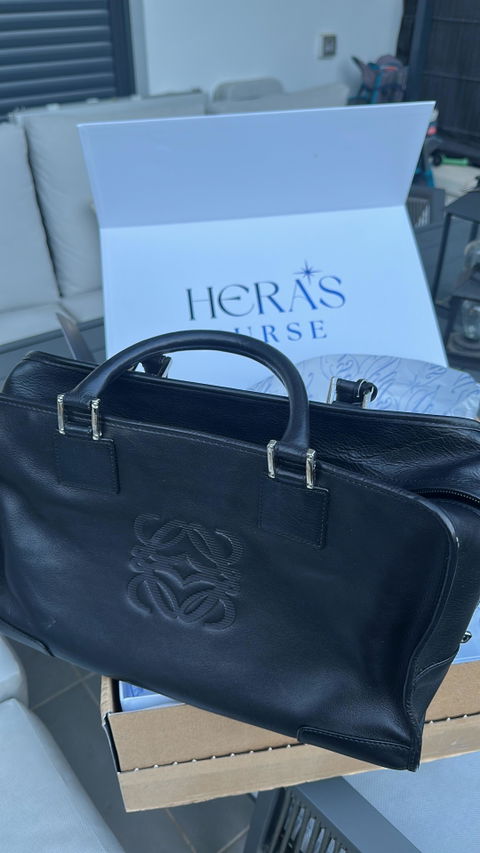 Loewe Amazona 36 Piel Negra Herrajes Plata