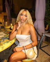 Angelique review photo