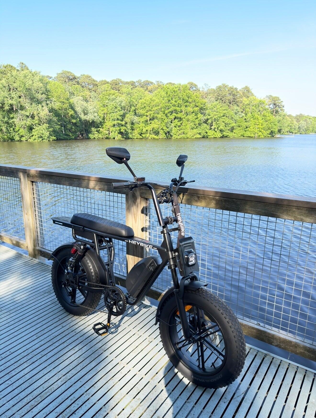 Customer photo of Heybike Saturn Moped-Style Electric Bike