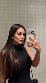 Thaís review photo