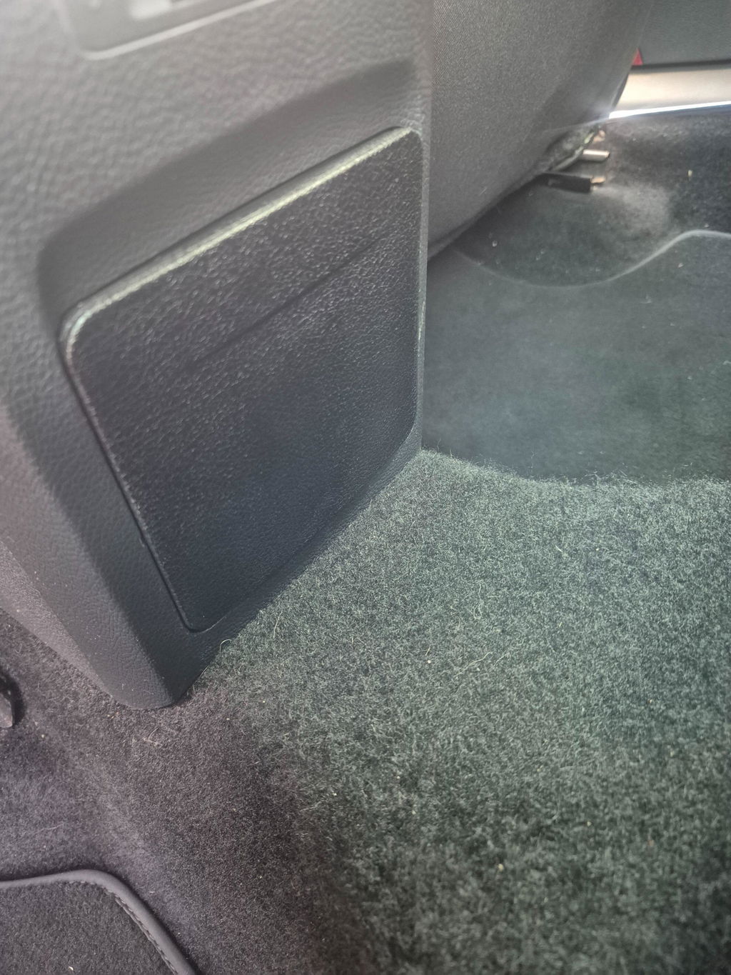 VW Golf MK6 Rear Cup Holder Mod