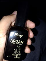 Nawal J. review photo