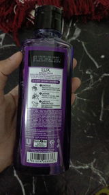 Mavia Siraj review photo